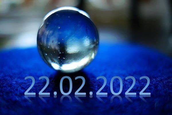 День шести двійок 22.02.20.22: яка магія дзеркальної дати