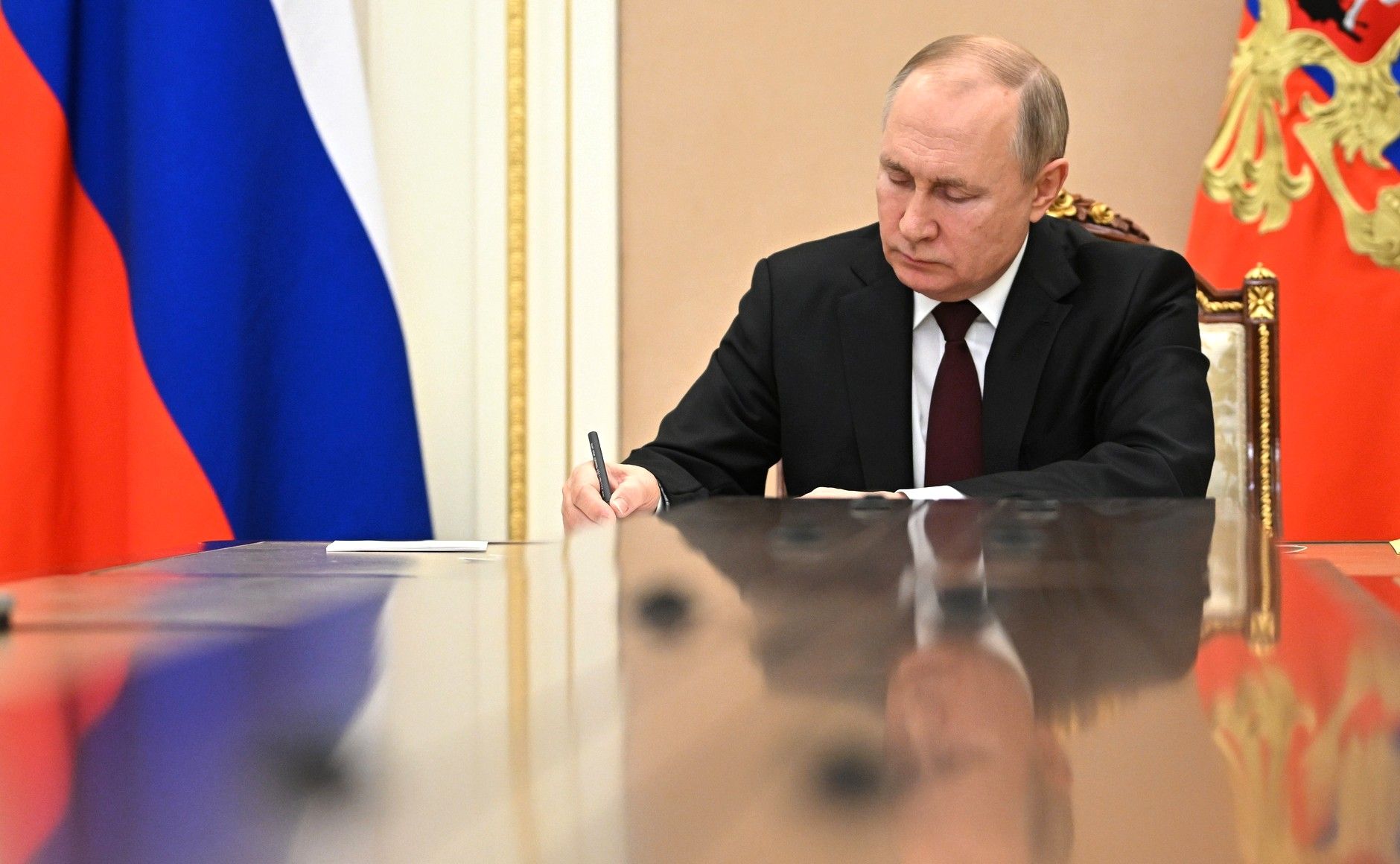 Путін визнав «незалежність» терористичних маріонеток ОРДЛО