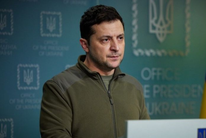Ми вистояли і успішно відбиваємо атаки ворога — Зеленський