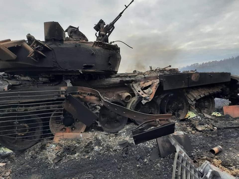 Агонія ворога: окупанти зазнають руйнувань на всіх фронтах і воюють як боягузи