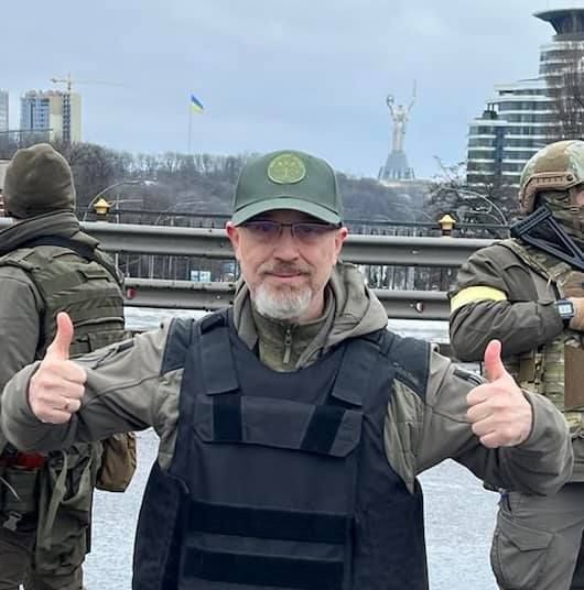 Резніков глузує з намірів ворога оголосити фейкову «капітуляцію» України