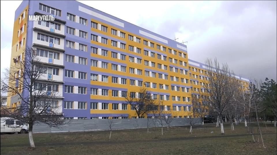 Медиків і пацієнтів обласної лікарні Маріуполя рашисти взяли в заручники