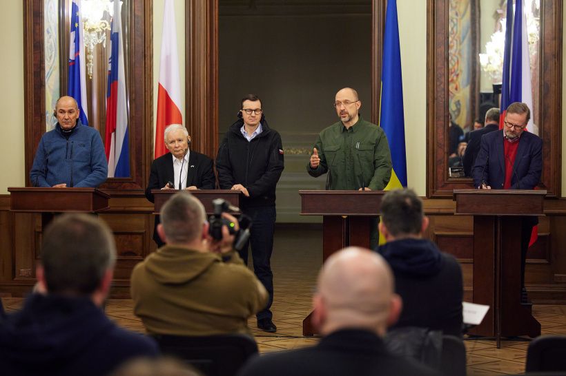 Втрати економіки України через російське вторгнення склали $565 млрд – Шмигаль