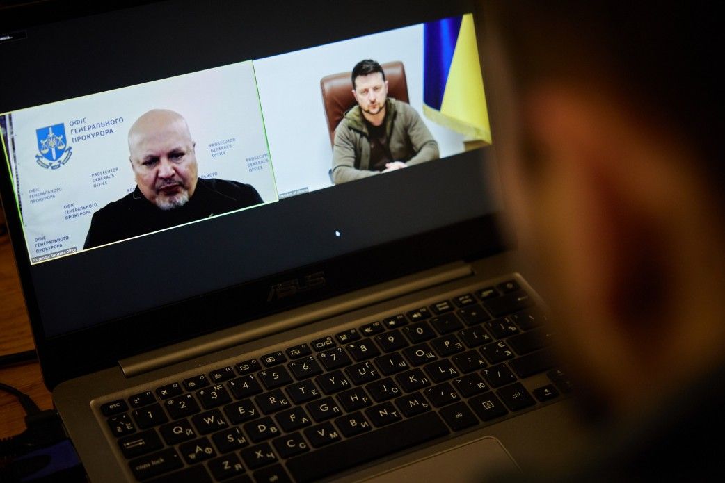 Слідчі суду Гааги збирають докази злочинів Росії