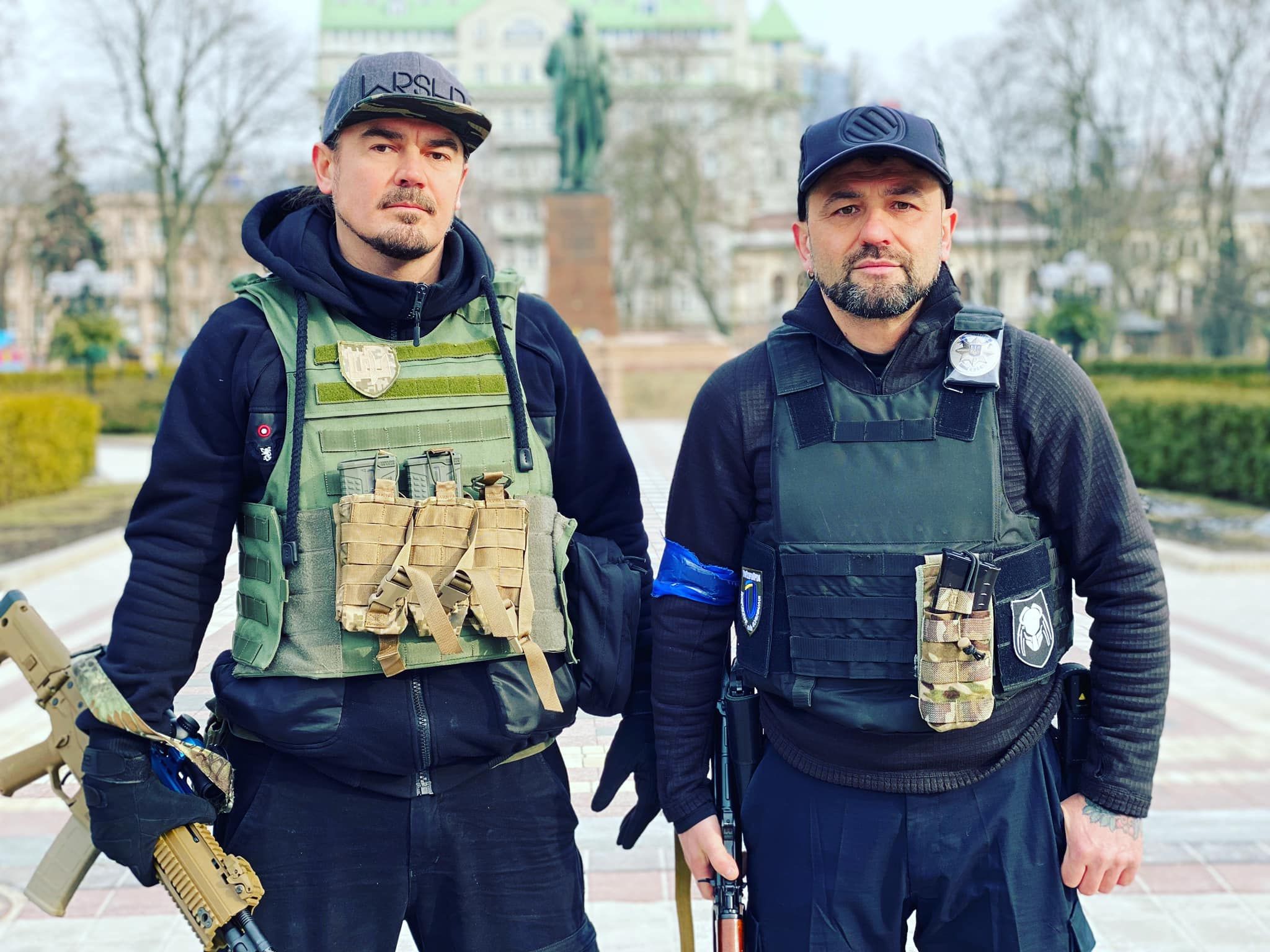 Співак і доброволець Іван Леньо: «Вбивства дітей, згвалтування - все це в окупованих містах присутнє»