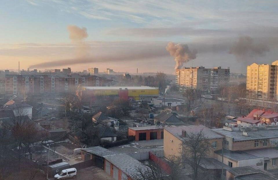 Рашисти нанесли ракетні удари по інфраструктурах Миргорода, Шепетівки, Павлограда