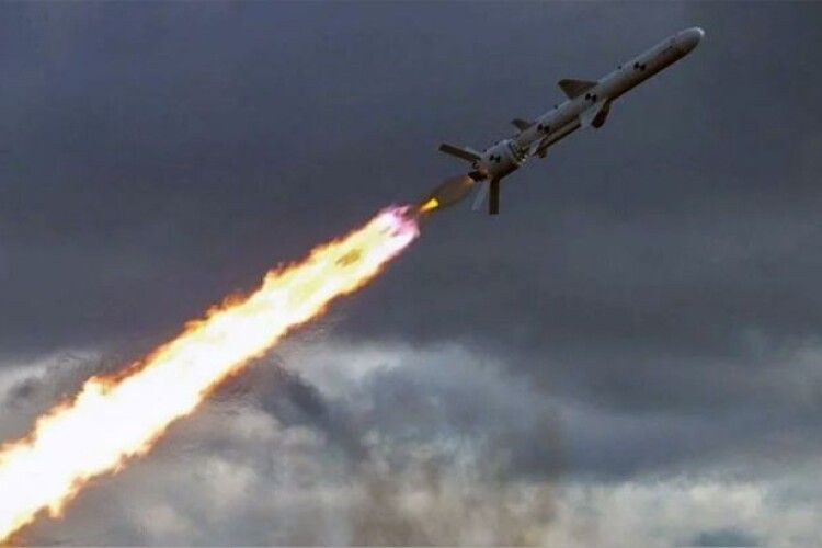 Окупанти гатили ракетами по Дніпропетровщині
