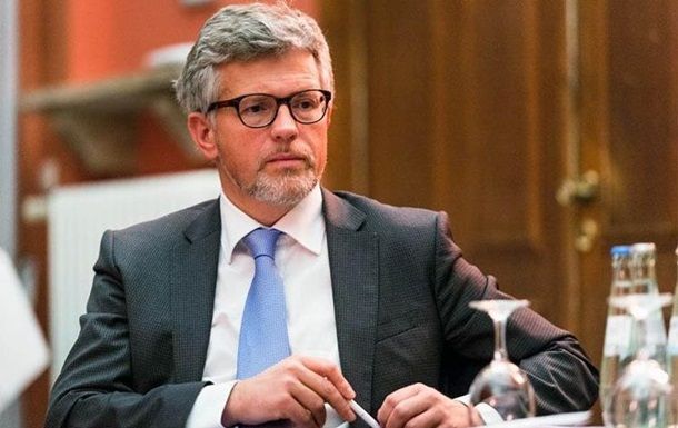 Андрій Мельник жорстко засудив ексрадника Меркель за виправдання злочинів Путіна