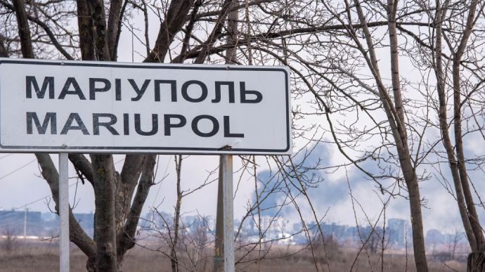Маріуполь окупанти закривають на виїзд заради фільтрації чоловіків