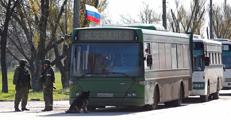 На Донбасі окупанти вбили батьків і вивезли їхніх дітей