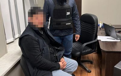 Слідчі ДБР затримали поплічників зрадника Киви