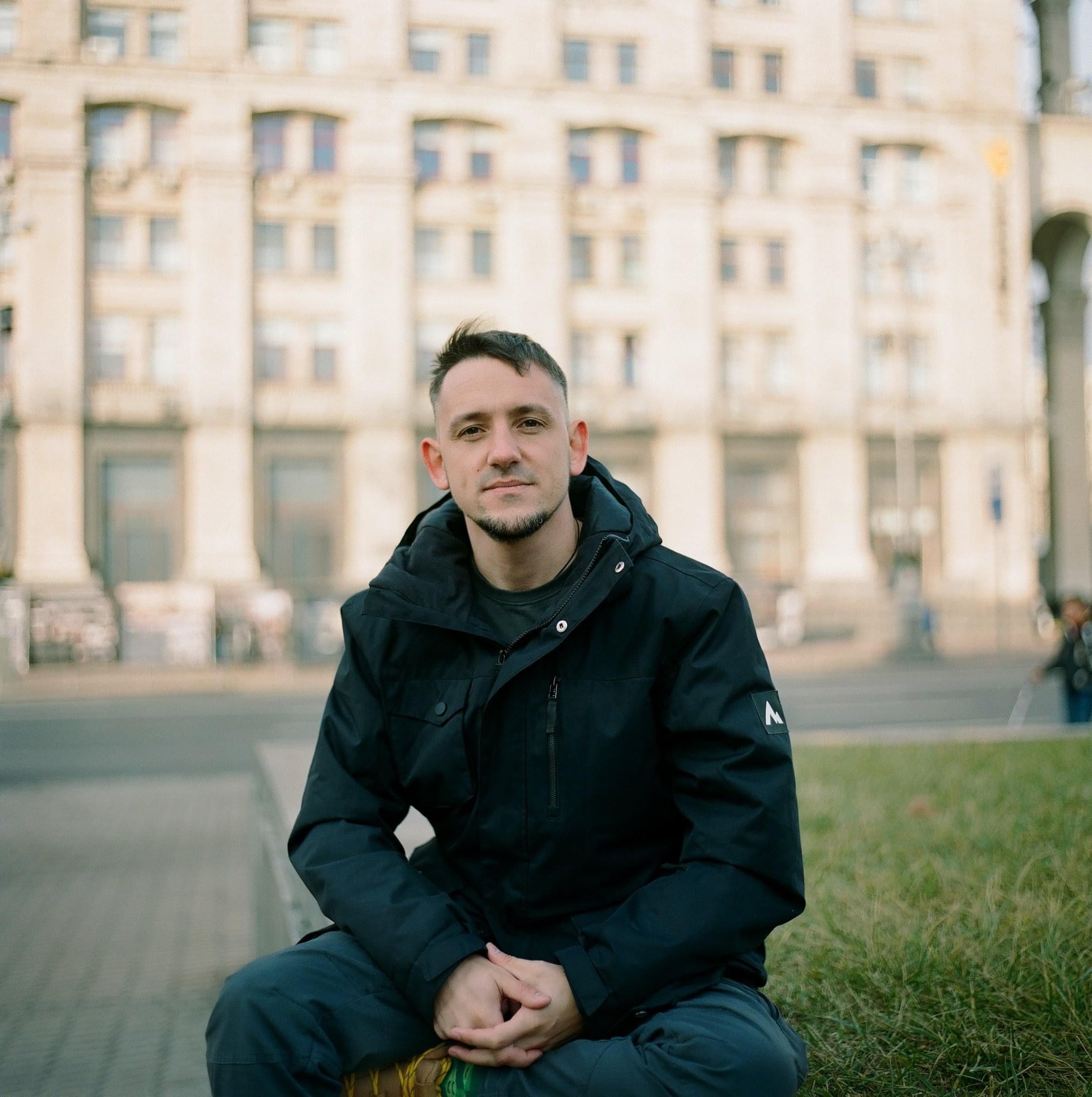 У бою за Україну поклав своє життя журналіст Максим Мединський, який служив у Збройних силах