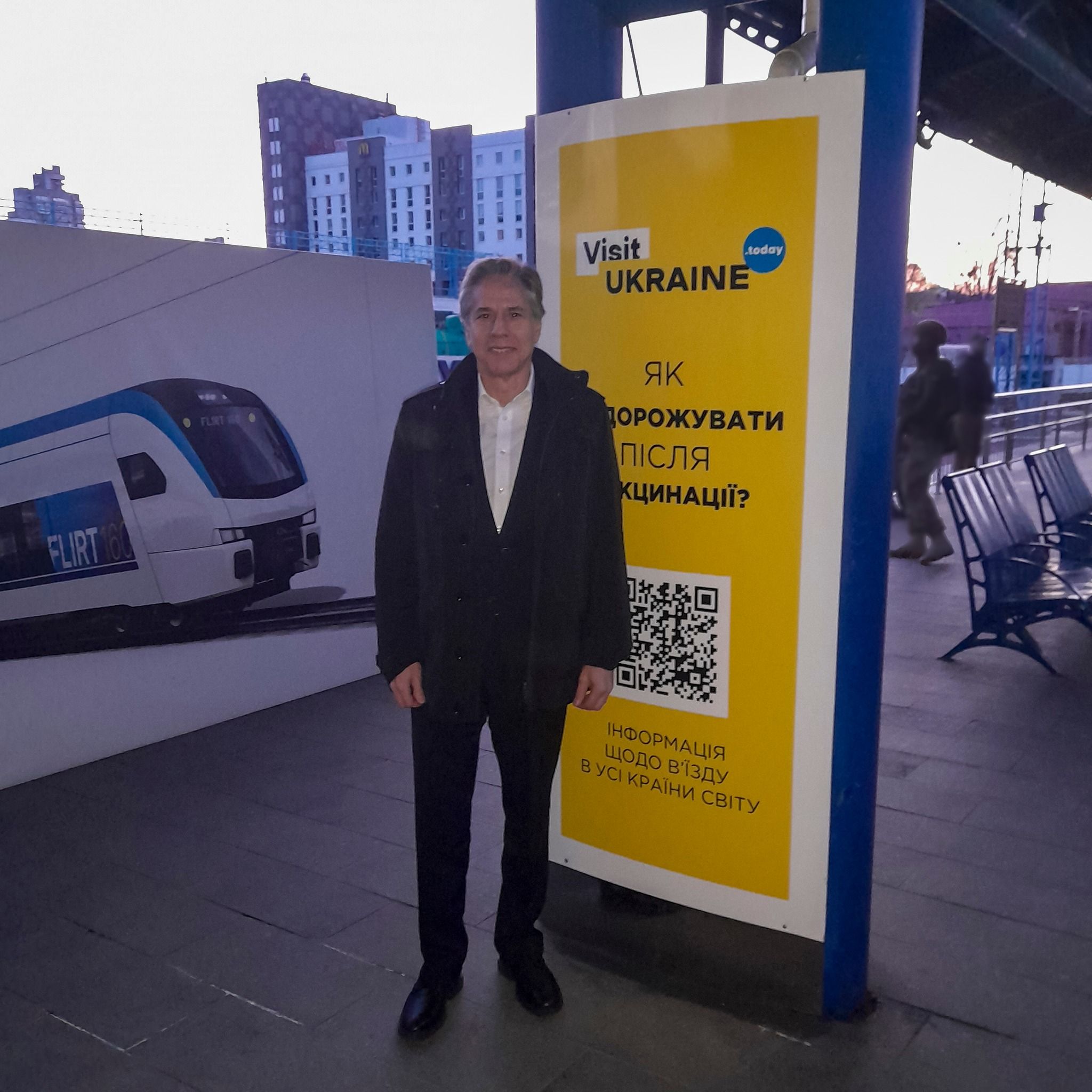 Путін перекручує історію для виправдання війни проти України - Блінкен