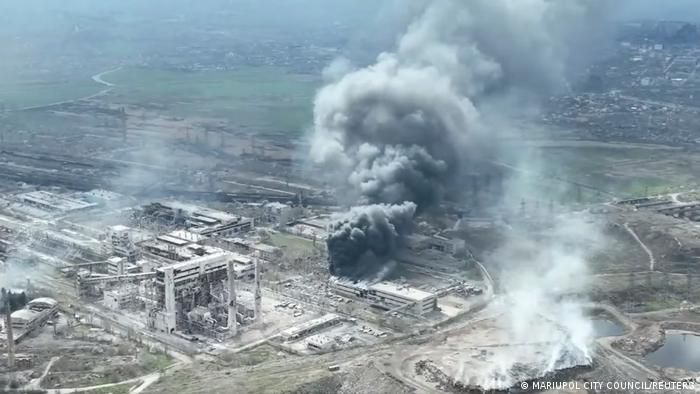 Обстріли «Азовсталі» окупанти корегують з нової точки - Андрющенко