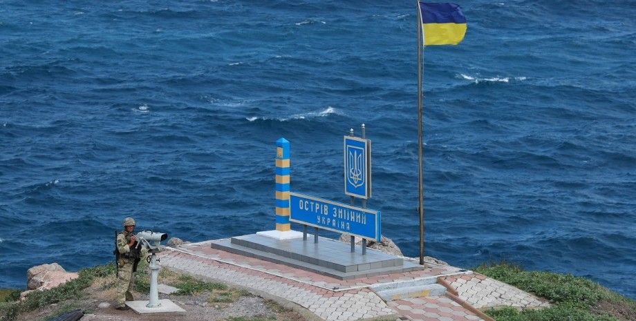 Начальник ГУР Буданов пояснив важливість острова Зміїний