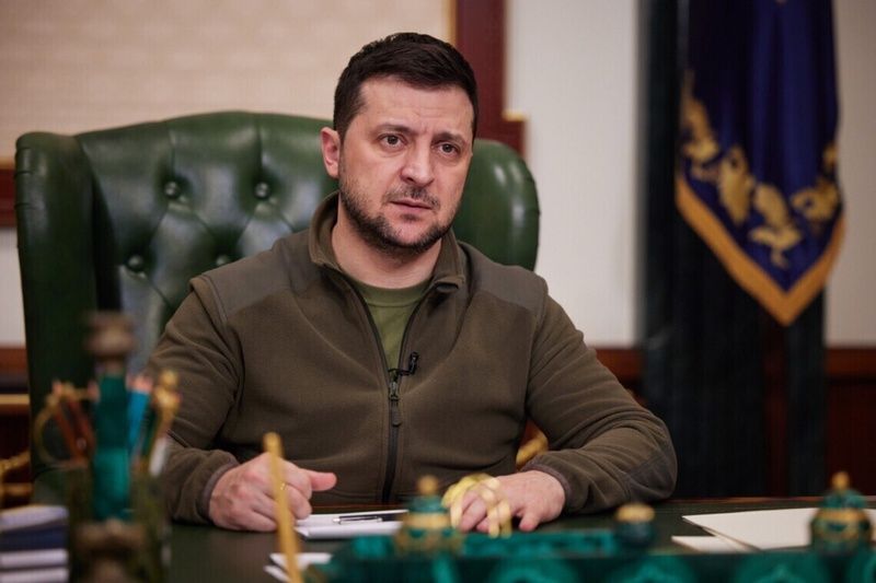 Зеленський пропонує продовжити строк дії воєнного стану в Україні