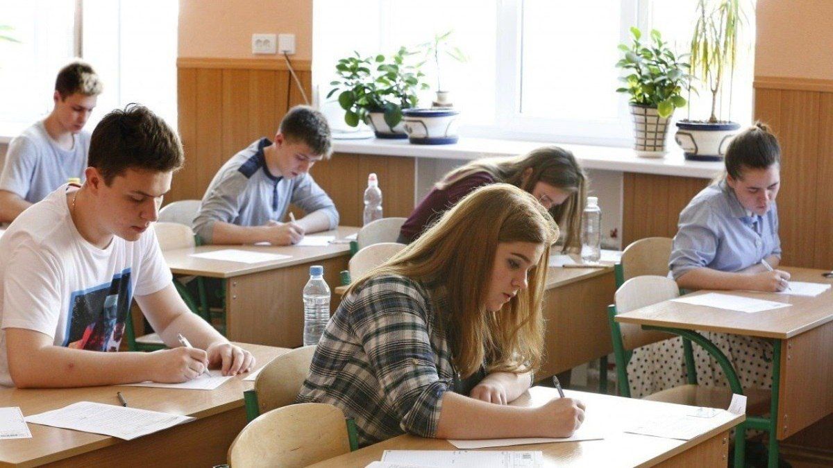 Мультипредметний тест випускники складатимуть у Києві та 20 областях
