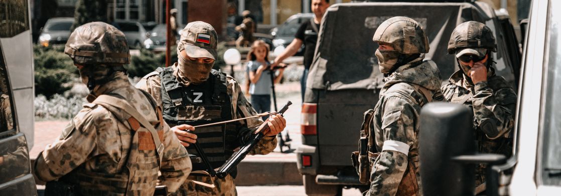 рф може перекинути свої виснажені сили з Маріуполя швидко і без підготовки - британська розвідка