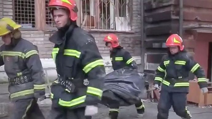 Черговий могильник: у Маріуполі знайдено під завалами ще 70 тіл