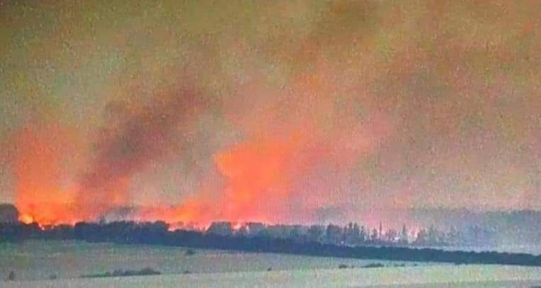 На Луганщині рашисти вдарили по Врубівці: вигоріло багато будинків