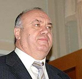 «Герой» повернувся і знову заховався