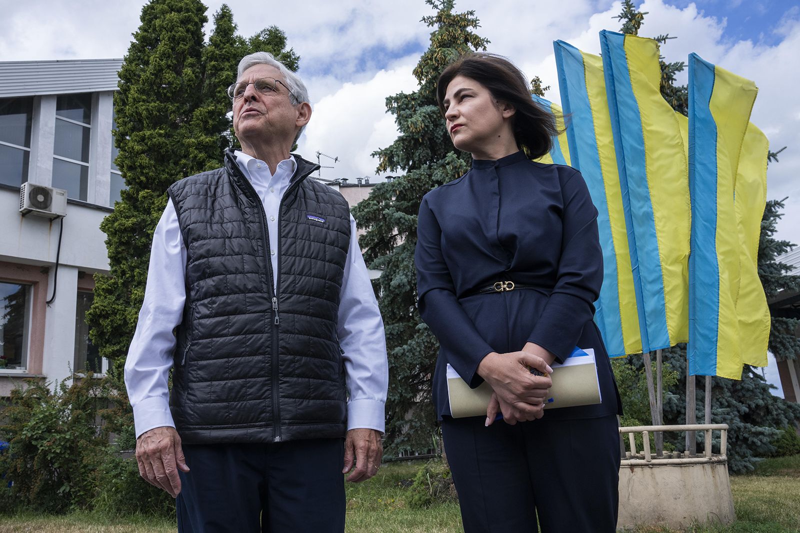 В Україні створять команду, яка розслідуватиме військові злочини – Генпрокурор США