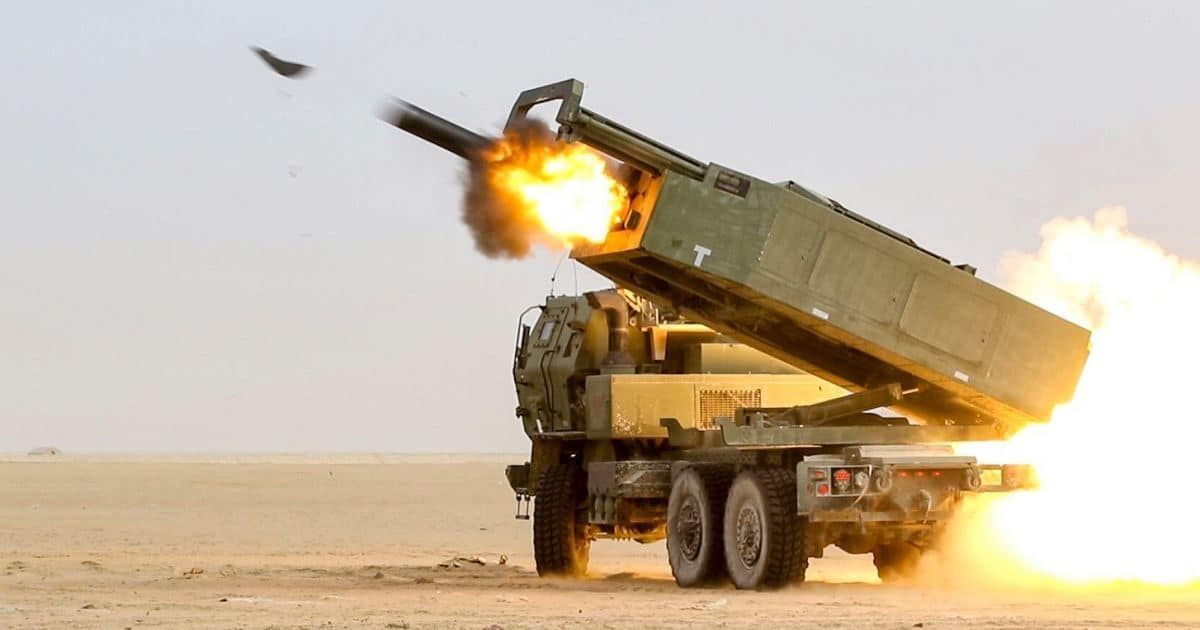 Реактивні системи M142 HIMARS знищують росіян в Україні, відео