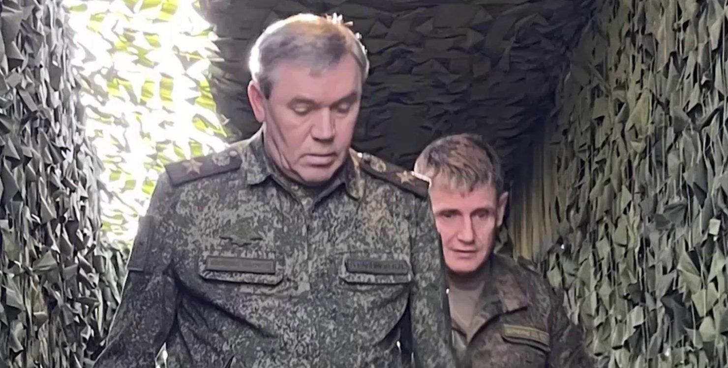 Начальник генштабу зс рф Герасимов перевірив війська на окупованих територіях