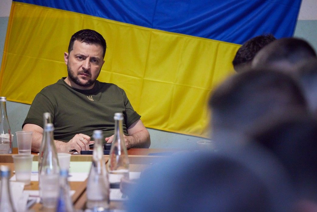 Зеленський розкритикував Генштаб за «дозволи на виїзд» військовозобов’язаних