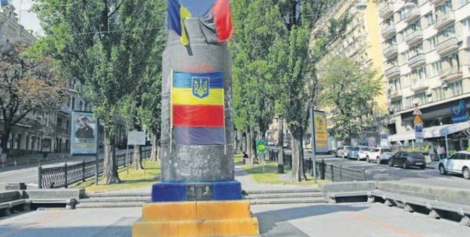 Прокляте місце: Кличко пропонує збудувати фонтан на Бессарабській площі
