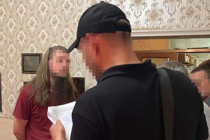 Планував розстріл українців: у Коростені затримали агента російського ГРУ