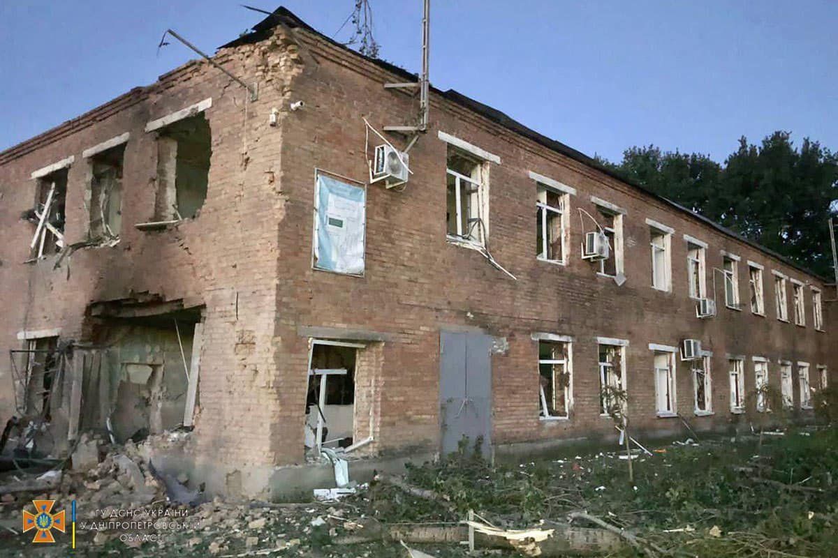 У Нікопольському районі рашисти ракетами знищили агрокомпанію