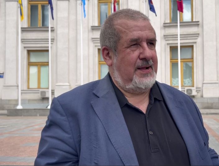 Перший дзвоник: Чубаров радить росіянам тікати з Криму