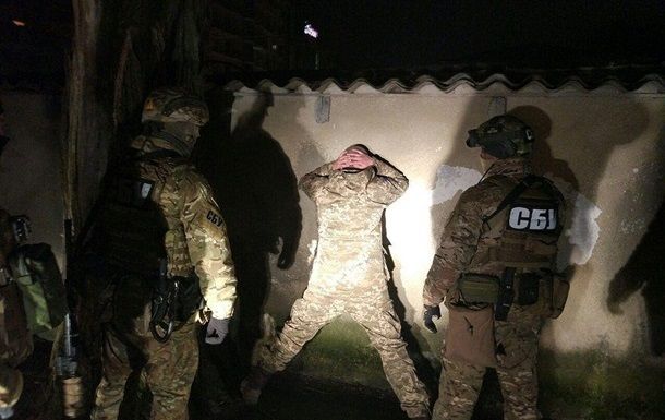 Воєнний стан: Рада передбачила арешт для фігурантів військових злочинів