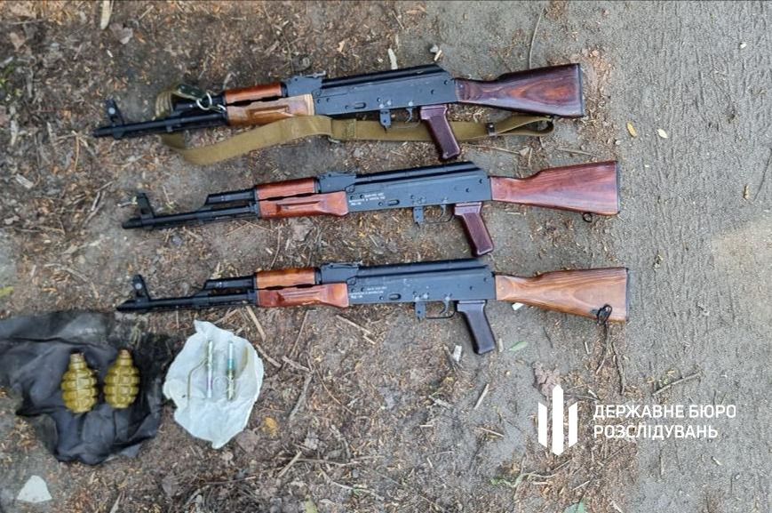 У Києві ротний тероборони торгував зброєю