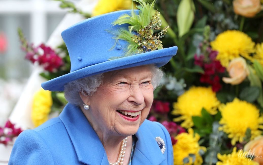 У колекції британської королеви Єлизавети з’явився новий капелюшок від українського дизайнера