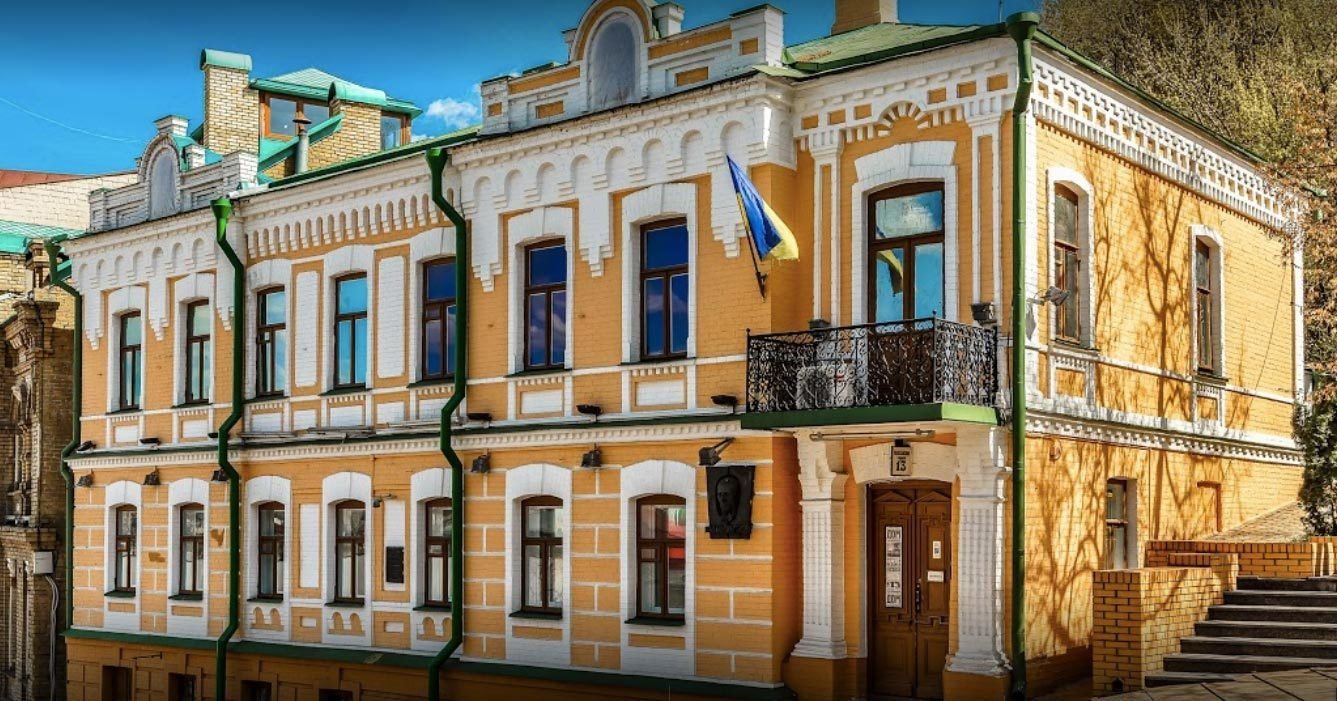 НСПУ пропонує змінити музей Булгакова у Києві на музей композитора Кошиця