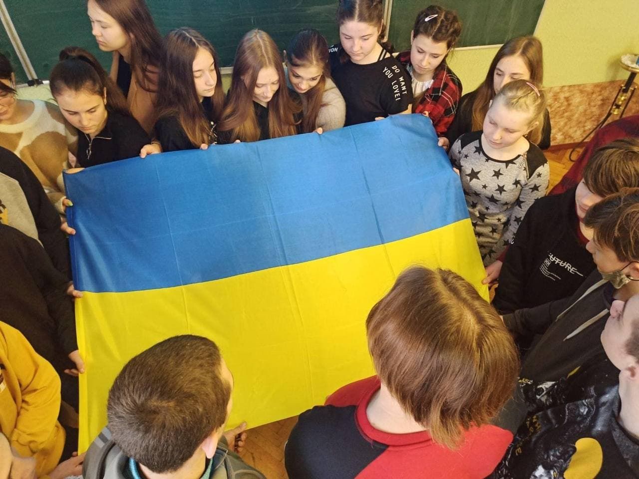 За партами чи онлайн: формат навчання українських школярів визначила безпекова ситуація