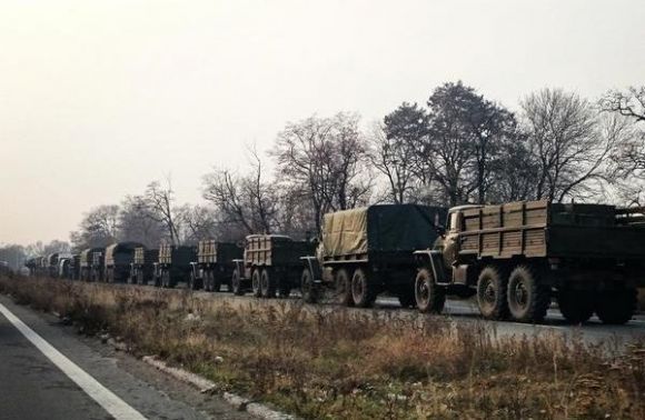 У Криму відбувається переміщення чисельної колони військової техніки з рф