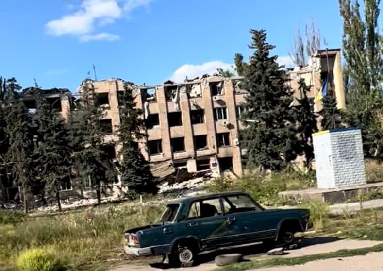 Звільнене Високопілля: депутат облради Йосипенко показав масштабні руйнації