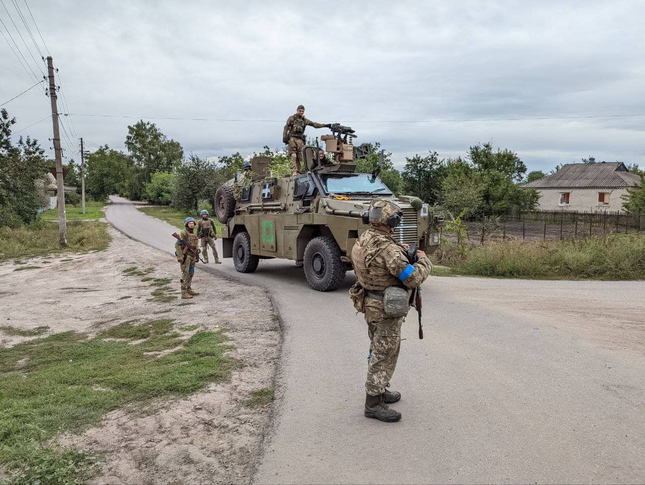 Після неволі: звільнені від рашистів Балаклія та Ізюм поруйновані, але не скорені