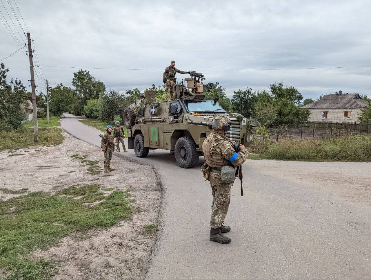 Після неволі: звільнені від рашистів Балаклія та Ізюм поруйновані, але не скорені