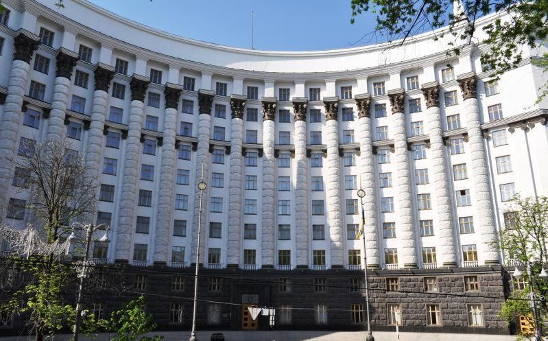 У Кабміні викрили зрадника: 15 років копіював документи для ФСБ