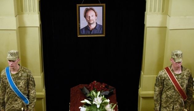У Національній опері прощались з полеглим захисником Олександром Шаповалом