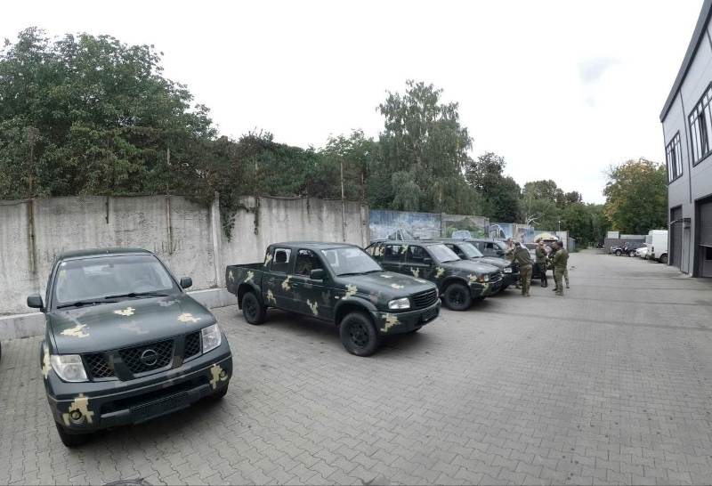 Черкащина передала шість всюдиходів морпіхам під Херсон