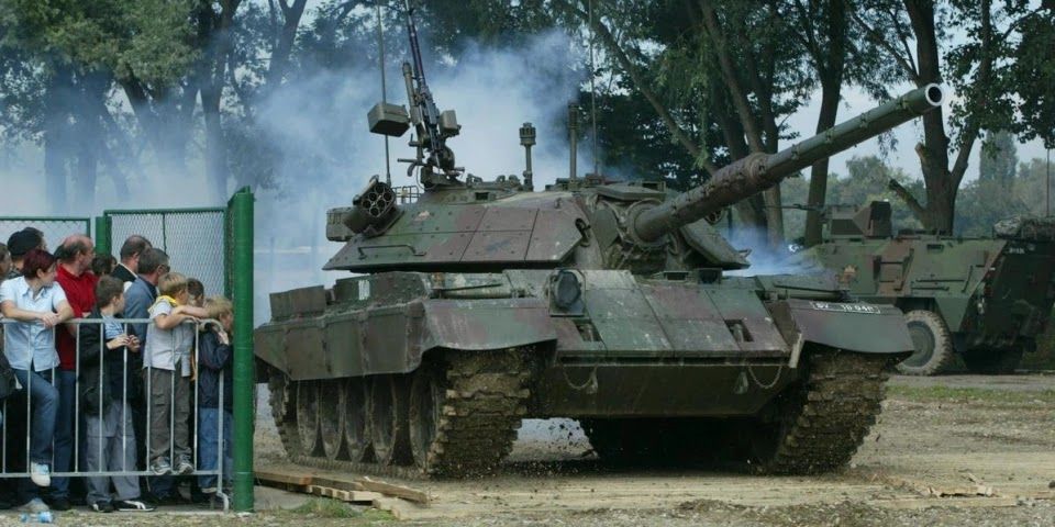 Незабаром до України прибудуть зі Словенії танки М-55S, що є модернізованою версією радянських танків Т-55.
