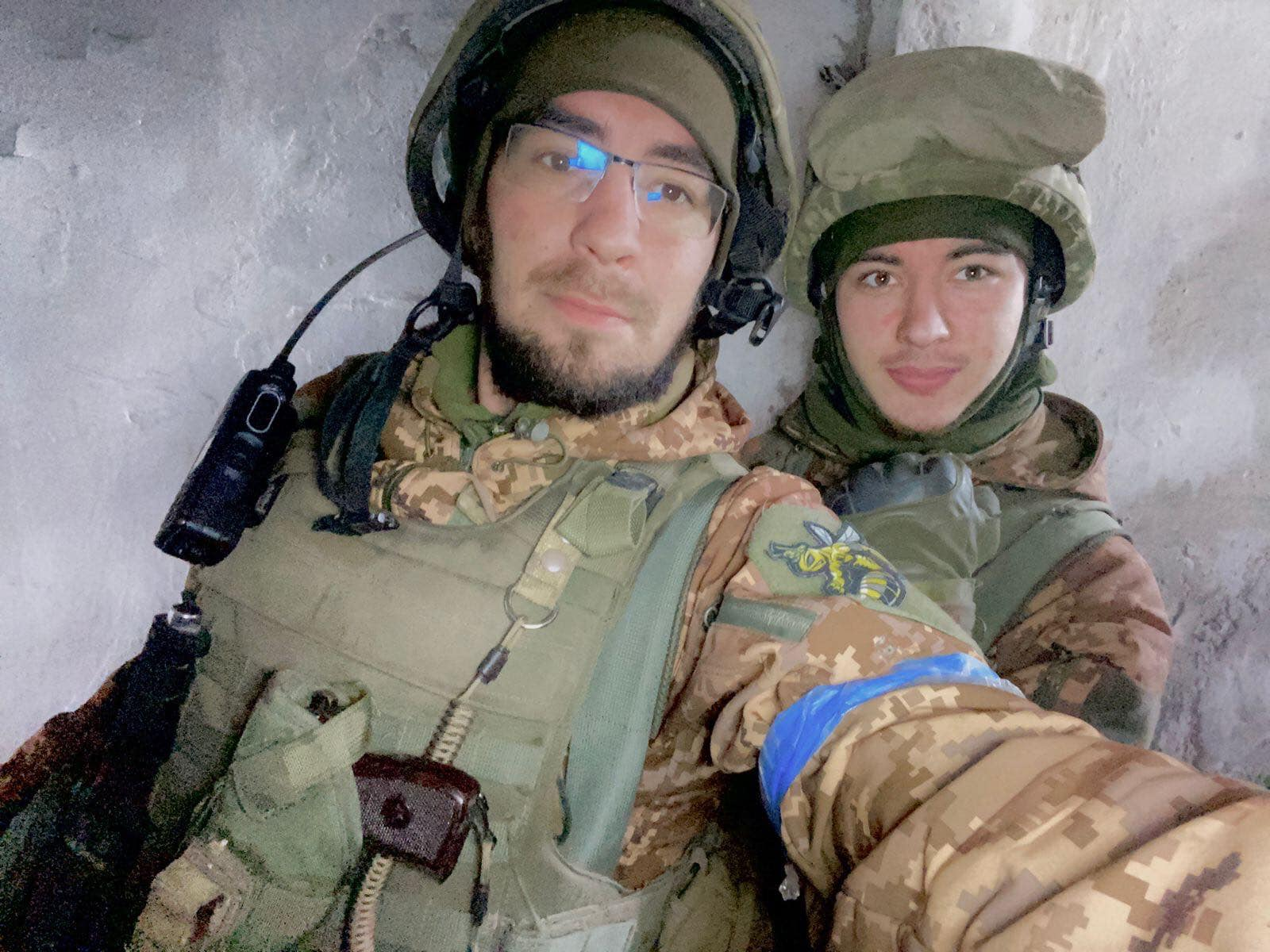 Сестра про брата: рідні понад двох тисяч полонених із Маріуполя чекають на визволення