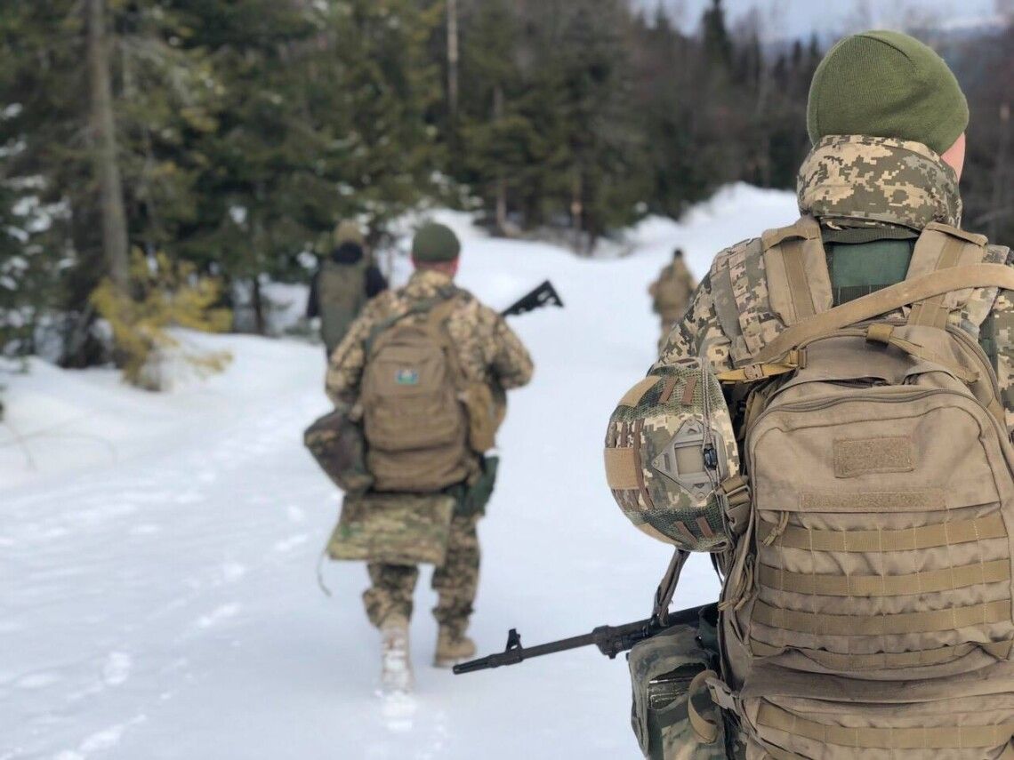 Зимова форма одягу ЗСУ: замовлення Міноборони відшиваються за контрактами