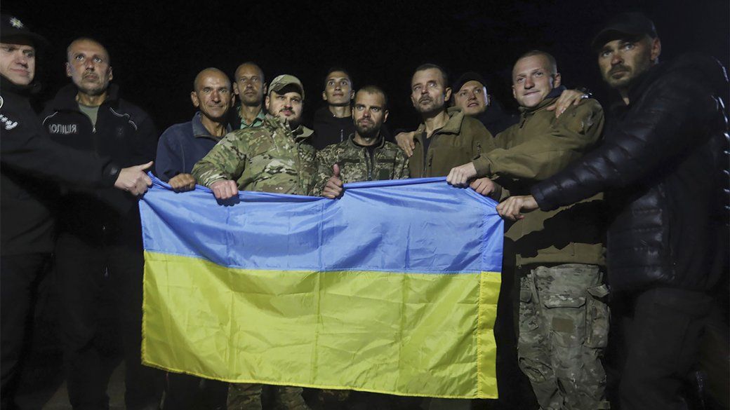 Здача півдня України: злочинна недбалість чи державна зрада?