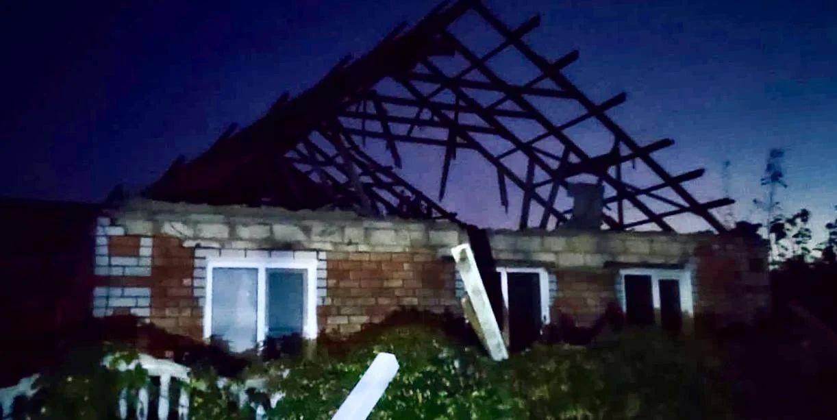 Ворог випустив майже 40 снарядів по Дніпропетровщині та обстріляв Харківщину